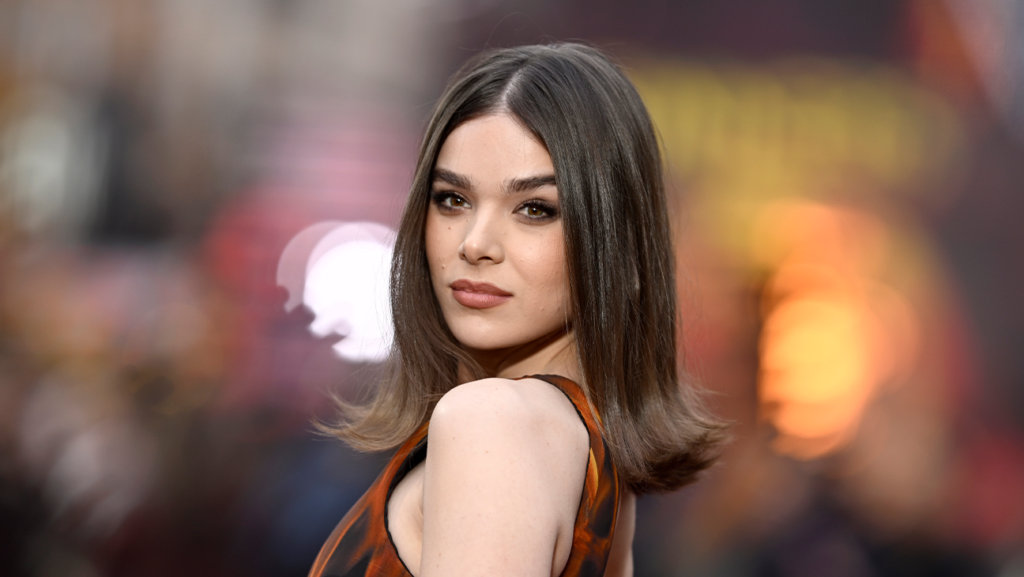 Is Hailee Steinfeld Pregnant?