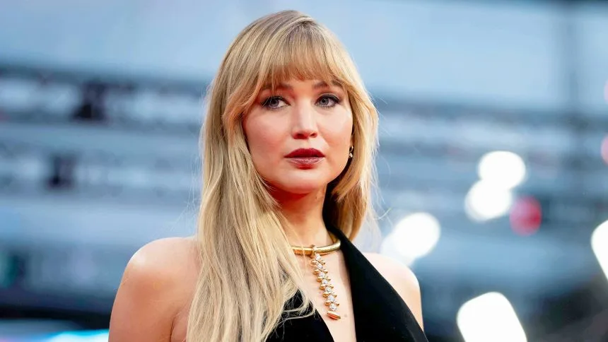 Is Jennifer Lawrence pregnant