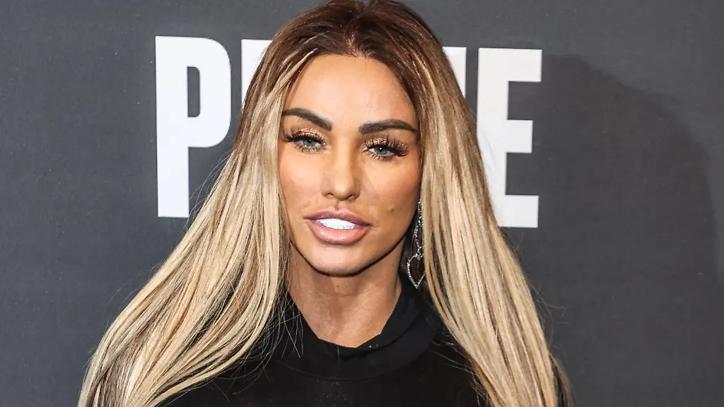 Katie Price Pregnancy Announcement