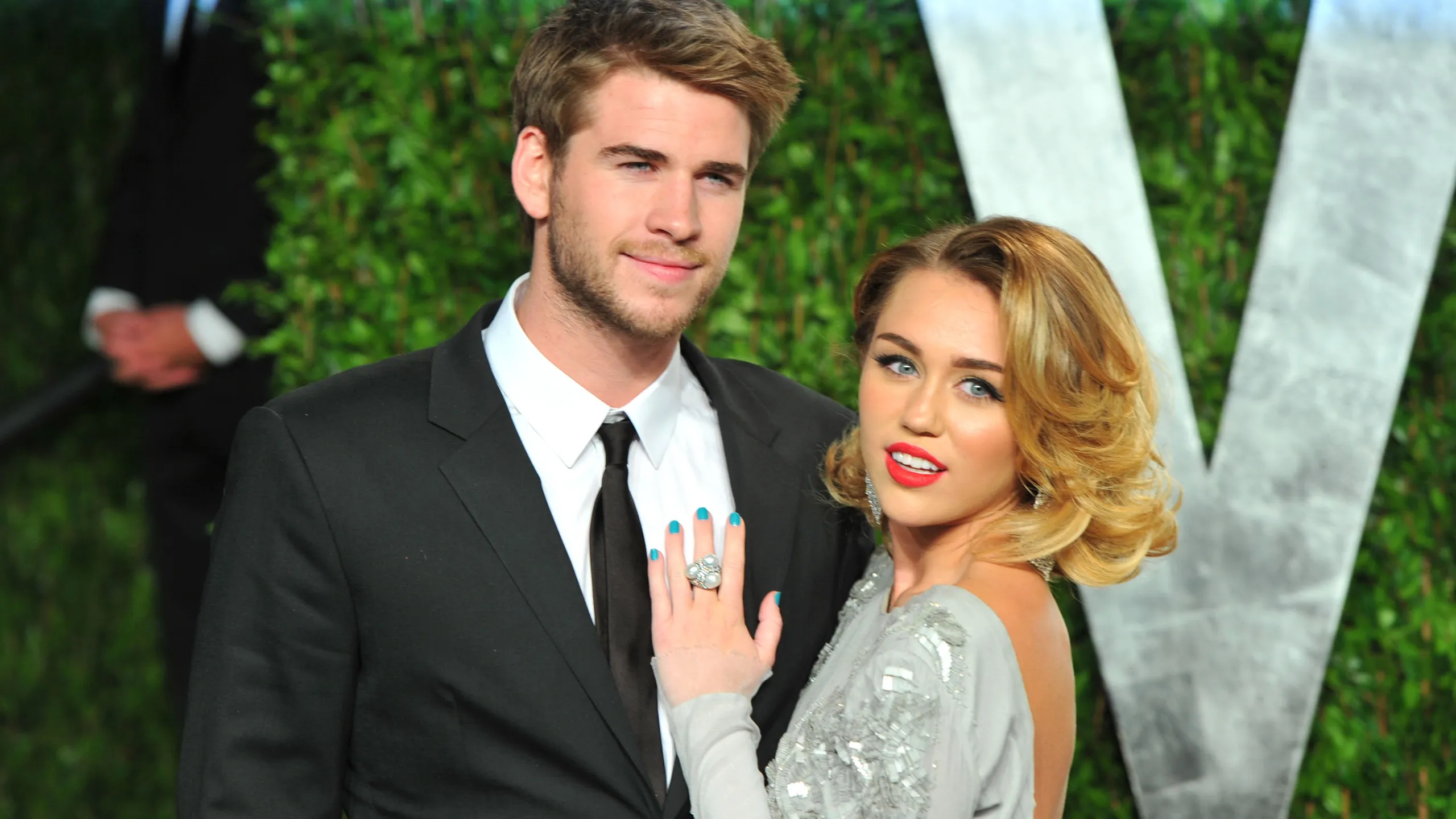 miley cyrus & liam hemsworth