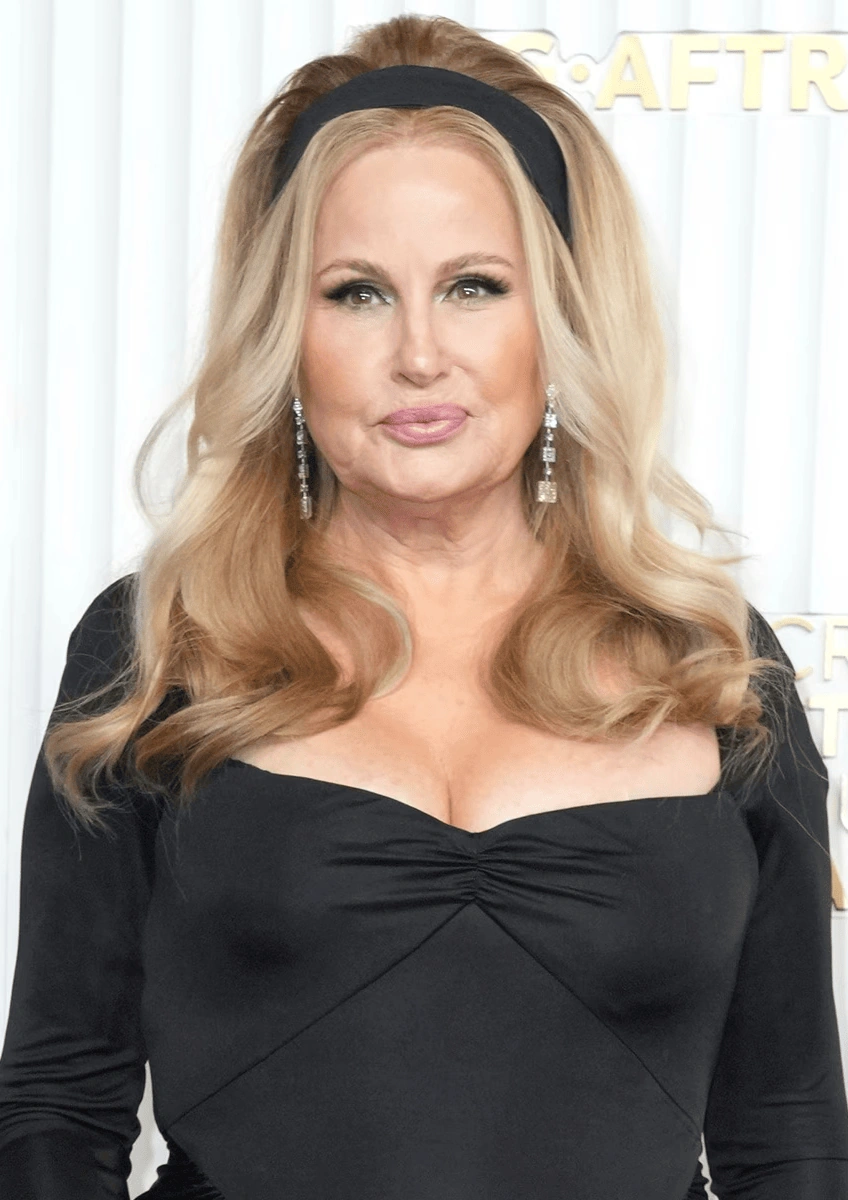Jennifer Coolidge Summary