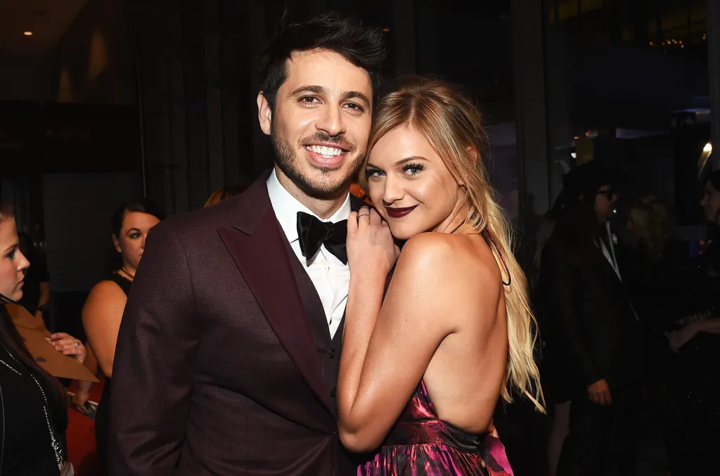 kelsea ballerini and morgan evans cmas 2016 backstage billboard 1548