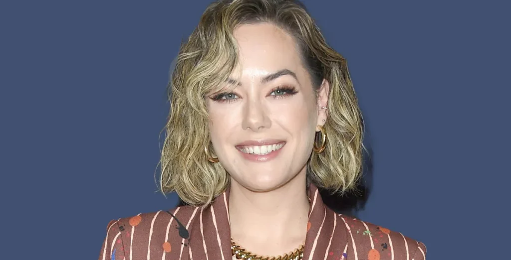 Is Annika Noelle Pregnant
