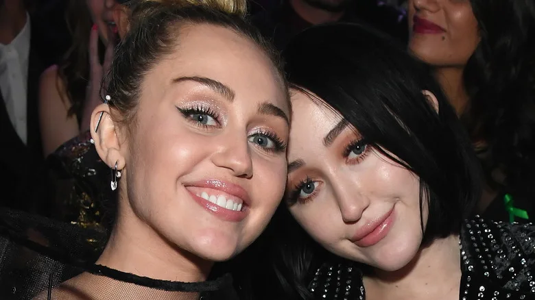 Noah Cyrus & Miley Cyrus
